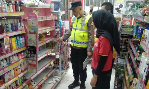 Pelaku Pencurian Alfamart di Kendal Ngawi Juga Merusak CCTV dan Gasak Uang Karyawan