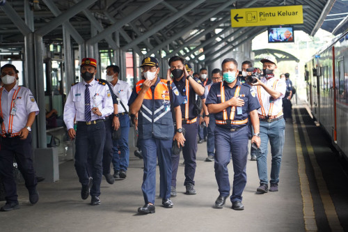 Berkeliling Naik Kereta Inspeksi, Direksi KAI Pastikan Kesiapan Angkutan Lebaran 2023