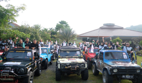Sambut Ramadan 1444 H, Puluhan Jeep Wisata Keliling di Wilayah Purworejo