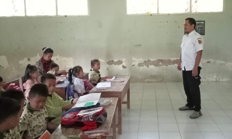 Miris, Sekolah Pinggiran di Jember Banyak Kekurangan Guru