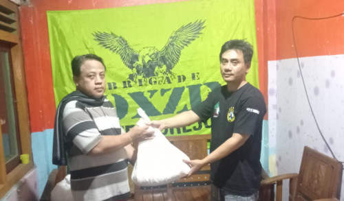 Puluhan Paket Sembako Disalurkan oleh Brigade Joxzin Purworejo kepada Masyarakat