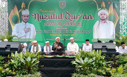 Peringati Nuzulul Qur'an, Wali Kota Probolinggo Ajak ASN Seimbangkan Waktu Kerja dan Baca Al-Qur'an
