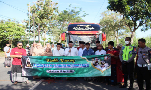 Sebanyak 47 Armada Bus Disiapkan  Ponpes Tebuireng Bagi Santri Untuk Pulang Kampung