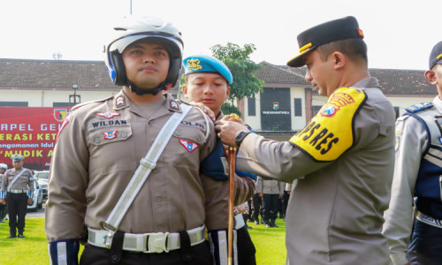 Polres Jombang Lakukan Apel Bersama Pelaksanaan Operasi Ketupat Semeru 2023