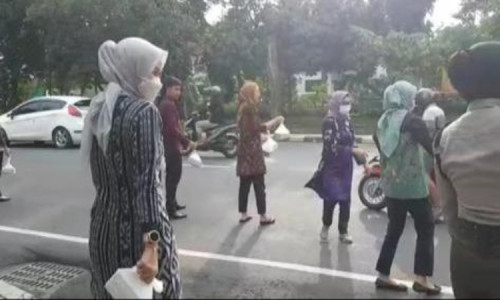 Aksi Sosial BPJS Ketenagakerjaan Surabaya Tanjung Perak