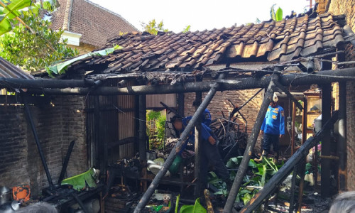 Kebakaran Rumah di Petemon Bondowoso, Satu Orang Meregang Nyawa