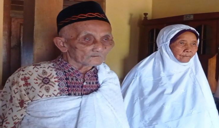 Berusia 94 Tahun, Sarban Jadi Calon Jemaah Haji Tertua di Madiun