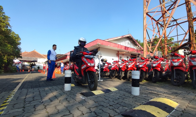 #Cari_ Aman Membawa Barang dengan Sepeda Motor