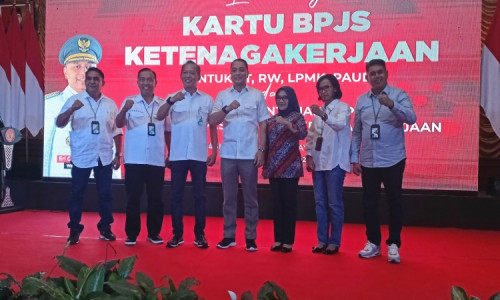 Pemkot Surabaya Launching Kartu BPJS Ketenagakerjaan RT dan RW serta LPMK