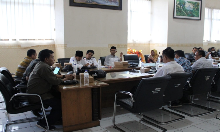 Tindaklanjuti LHP BPK, Pansus DPRD Situbondo Gelar Raker Bersama OPD