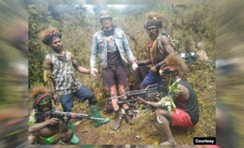 KKB Ancam Tembak Sandera Pilot Susi Air, Begini Respons Kapolda Papua