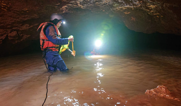 Sungai Bawah Tanah Ditemukan di Dalam Gua Tambang Kapur Tuban