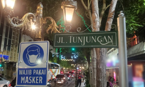 Seram, Ternyata Jalan Tunjungan Surabaya Dihuni Puluhan Ribu Arwah Gentayangan