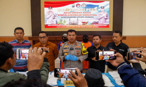 Tangkap Dua Pengedar, Polisi di Jombang Sita 1,3 Juta Pil Koplo