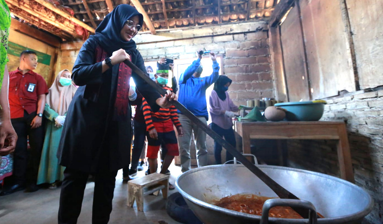 Warga di Lereng Ijen Banyuwangi Mampu Olah 5 Ton Gula Aren per Bulan