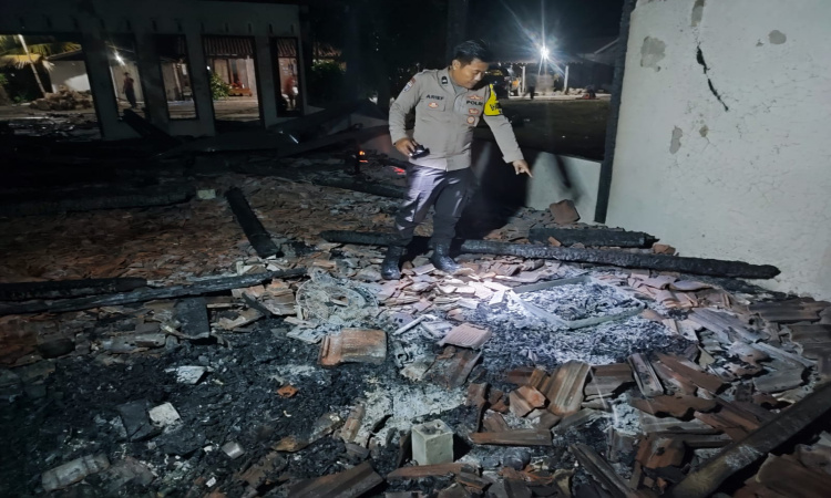 Lima Rumah di Ngawi Ludes Terbakar, Uang Rp 250 Juta-Sepeda Motor Hangus