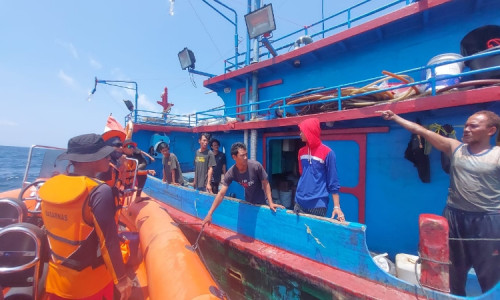 9 ABK KM Alviano Ditemukan Selamat Usai Terombang-ambing di Perairan Nusakambangan