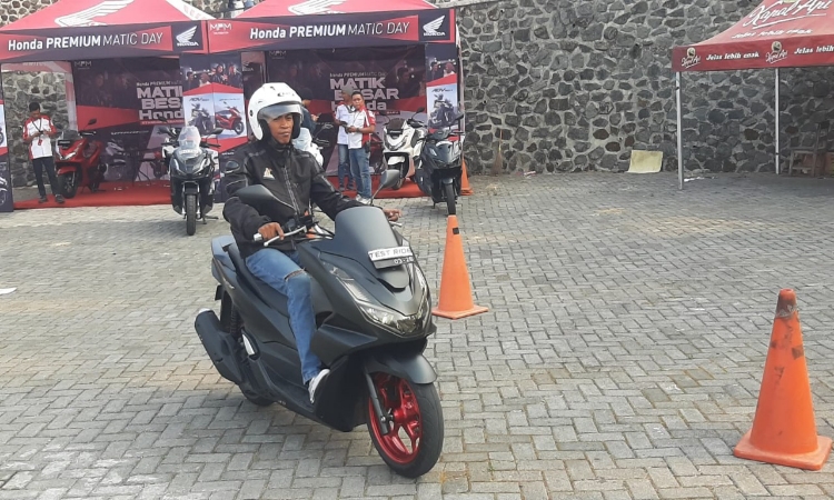 Semarak Honda Premium Matic Day, Ratusan Pengunjung Rasakan Riding Experience Honda Matic