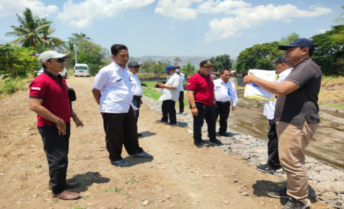 DPRD Situbondo Pastikan Pekerjaan Pengadaan Bronjong Sungai Selesai 100 Persen
