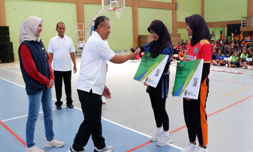 Dinas Pendidikan Ngawi Daftarkan Atlet Voli SD dan SMP ke BPJS Ketenagakerjaan
