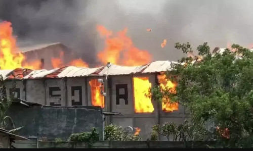 Kebakaran Pabrik Tisu di Mojokerto, 1 Orang Tewas