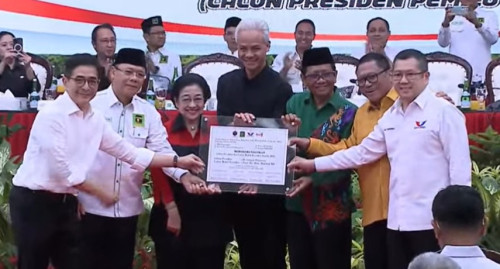 Pilih Mahfud MD Dampingi Ganjar, Ini Alasan Megawati