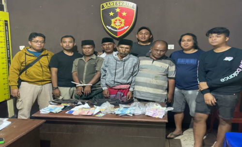 Asyik Transaksi Judi Online, 4 Orang Diringkus Resmob Polres Situbondo 