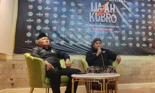 Pagar Nusa Ngalap Berkah Kiai Sepuh untuk Kelancaran Acara Ijazah Kubro