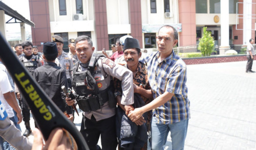 Polisi Tangkap Tiga Warga Bangkalan karena Bawa Sajam saat Hadiri Sidang di PN Sampang