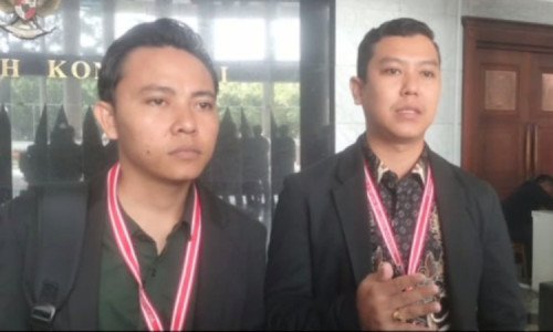 Mosi Tak Percaya, Aliansi Mahasiswa Desak MK Tak Libatkan Anwar Usman dalam Sidang Gugatan UU Pemilu