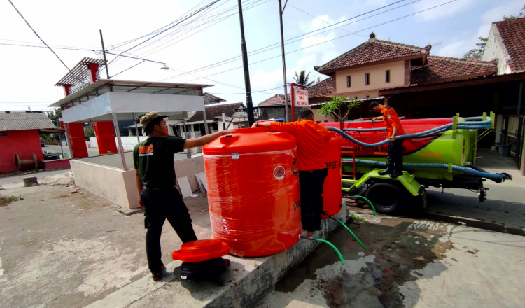 Tiga Kelurahan di Kota Blitar Krisis Air Bersih Akibat Kemarau Panjang