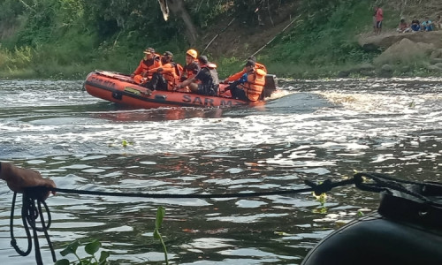 Hendak Memancing, Pria Paruh Baya Ditemukan Tewas Tenggelam di Sungai Bengawan Solo