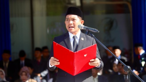 Ketua DPRD Bontang Minta Masyarakat Hormat dan Teladani Jasa Pahlawan