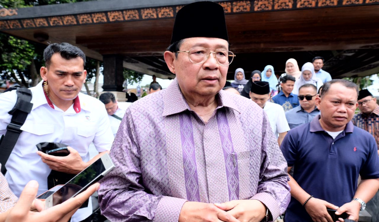 Berkunjung ke Blitar, SBY Ajak Warga Meneladani Semangat Perjuangan Bung Karno