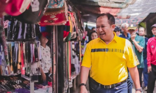 Bupati Jember Dorong Pedagang Pasar Kalisat Jaga Kebersihan Pasar