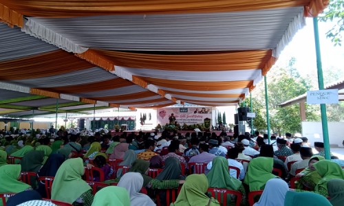 Muslimat NU Widodaren Ngawi Gelar Pengajian, Ajak Saling Menghormati Jelang Pemilu 2024