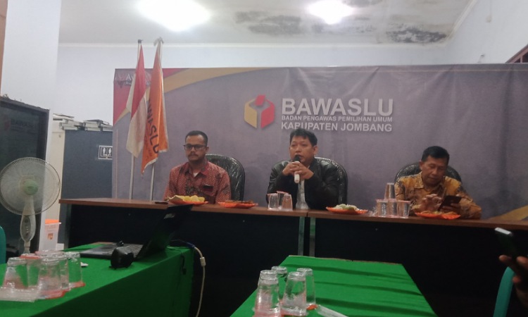 Bawaslu Jombang Pastikan Keamanan Logistik Pemilu dan Petakan TPS Rawan Bencana