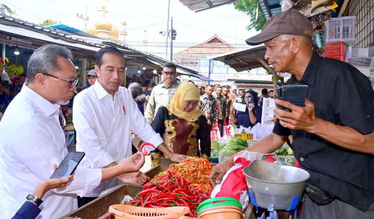 Perjalanan Kunjungan Presiden Jokowi di Banyuwangi, Beri Jempol untuk Bumi Blambangan