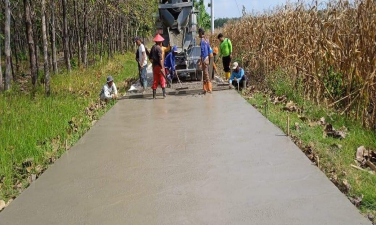 Pembangunan Infrastruktur Jalan di Ngawi Berkembang Pesat, Warga Puas Kinerja Ony Antok