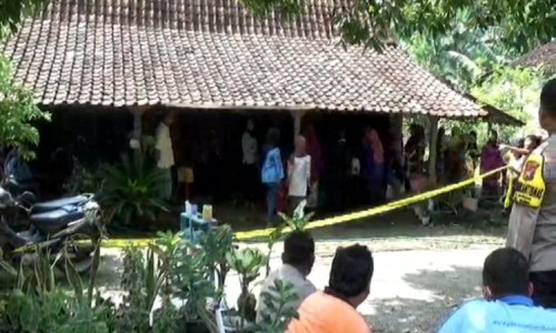 Ibu dan Anak di Ngawi Ditemukan Tewas di Dalam Kamar 