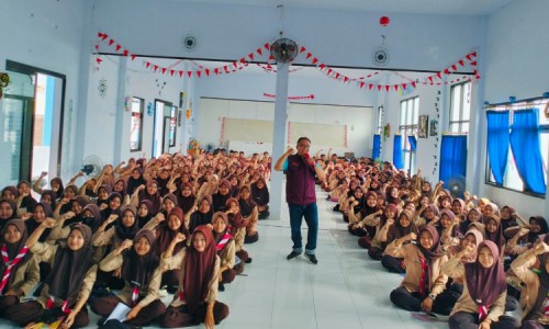 DPD PPNI Jember, Beri Edukasi Perilaku Hidup Bersih dan Sehat di SMK 4 Pancasila 