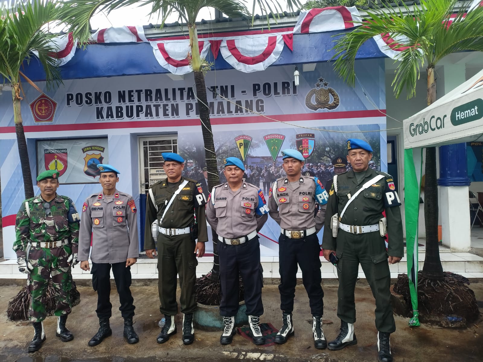 Polres Dan Kodim Dirikan Posko Netralitas TNI - Polri di Alun-Alun Pemalang