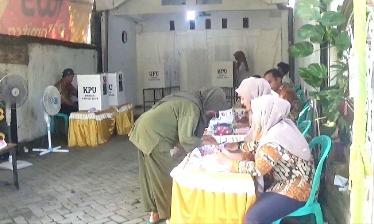 Pemungutan Suara Ulang di TPS 06 Losari Jombang, Akibat Pemahaman KPPS tentang Regulasi Coblosan Minim  