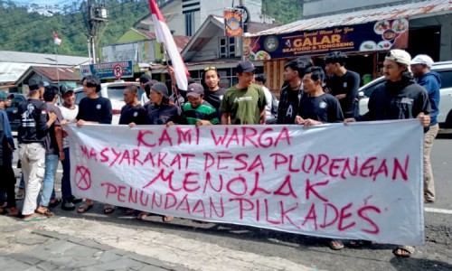Pilkades di Banjarnegara Ditunda, Warga Berbagai Wilayah Gelar Demonstrasi