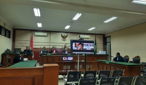 Mantan Kades Kotakan Situbondo Divonis 5 Tahun 6 Bulan Penjara dan Denda Rp 200 juta