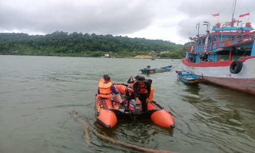 Seorang Nelayan Tenggelam di Perairan Nusakambangan Cilacap, Diduga Terjatuh dari Perahu