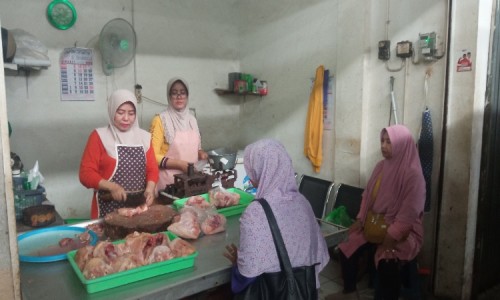 Sehari Jelang Ramadan, Harga Ayam Potong di Cilacap Tembus Rp 40 Ribu