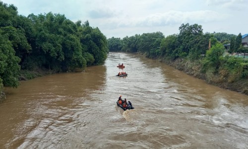Pria di Ngawi Dilaporkan Tenggelam di Sungai Bengawan Madiun, Pencarian Masih Dilakukan