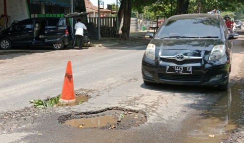 DPU CKPP Banyuwangi Pastikan Jalan Berlubang Selesai Diperbaiki Sebelum Lebaran