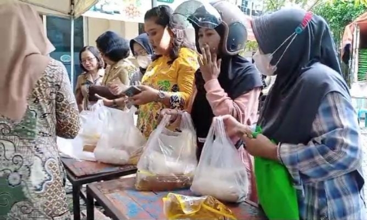 BPH Gelar Bazar Sembako Murah, Program BUMD Peduli Inflasi